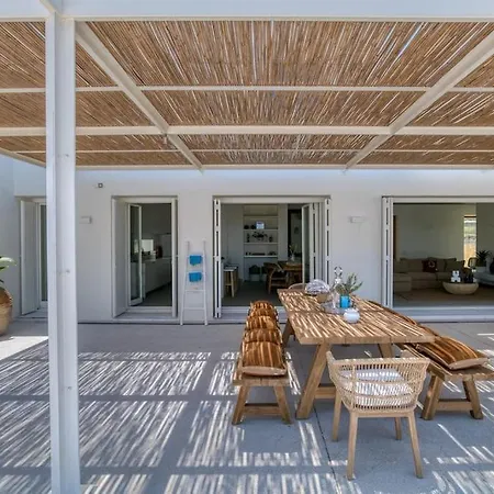 Lampsi - Spacious & Modern 빌라 *