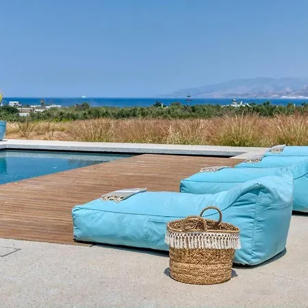 Lampsi - Spacious & Modern *