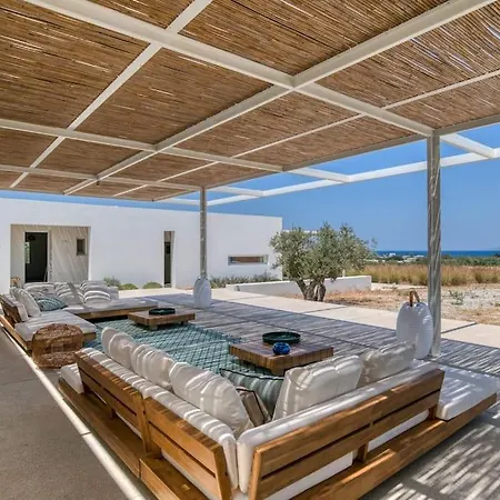 Lampsi - Spacious & Modern Villa *