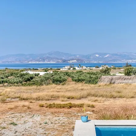 Villa Lampsi - Spacious & Modern