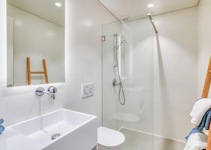 Βίλα Lampsi - Spacious & Modern