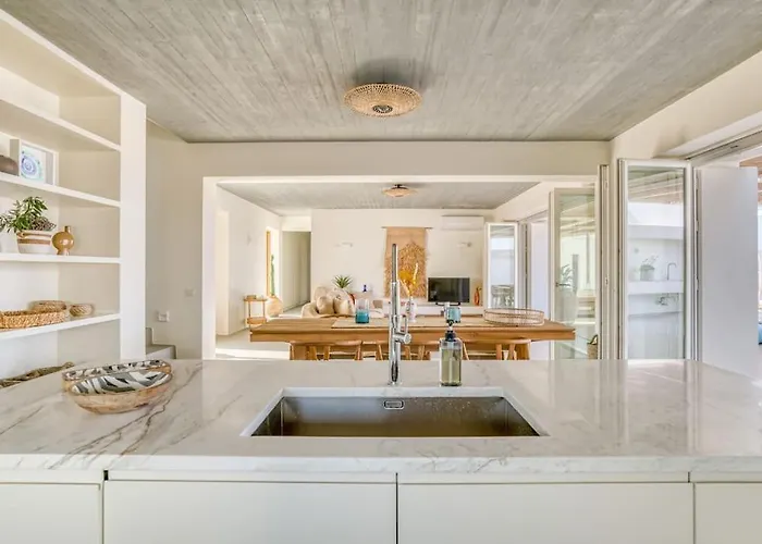 Βίλα Lampsi - Spacious & Modern